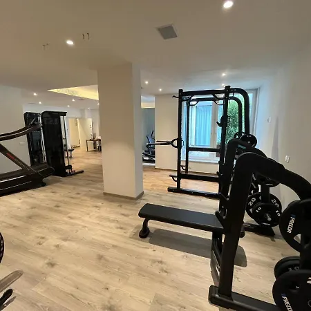 Hotel apartamentowy Riva Lake Lodge 3*