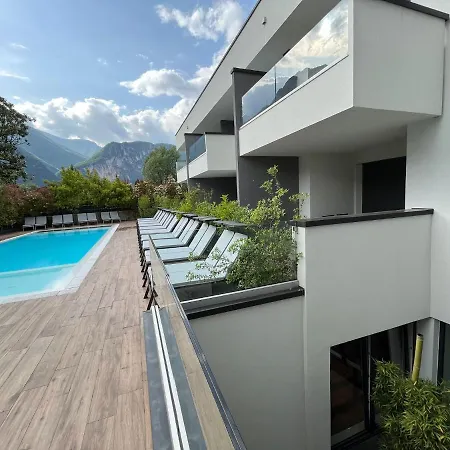 Riva Lake Lodge Riva