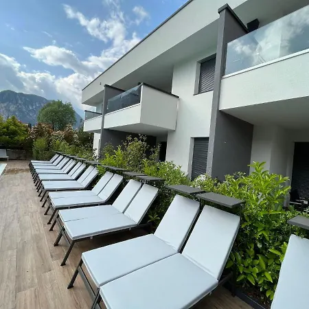 Riva Lake Lodge Riva